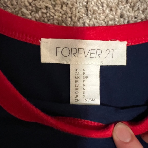 Color block tee - Picture 2 of 3